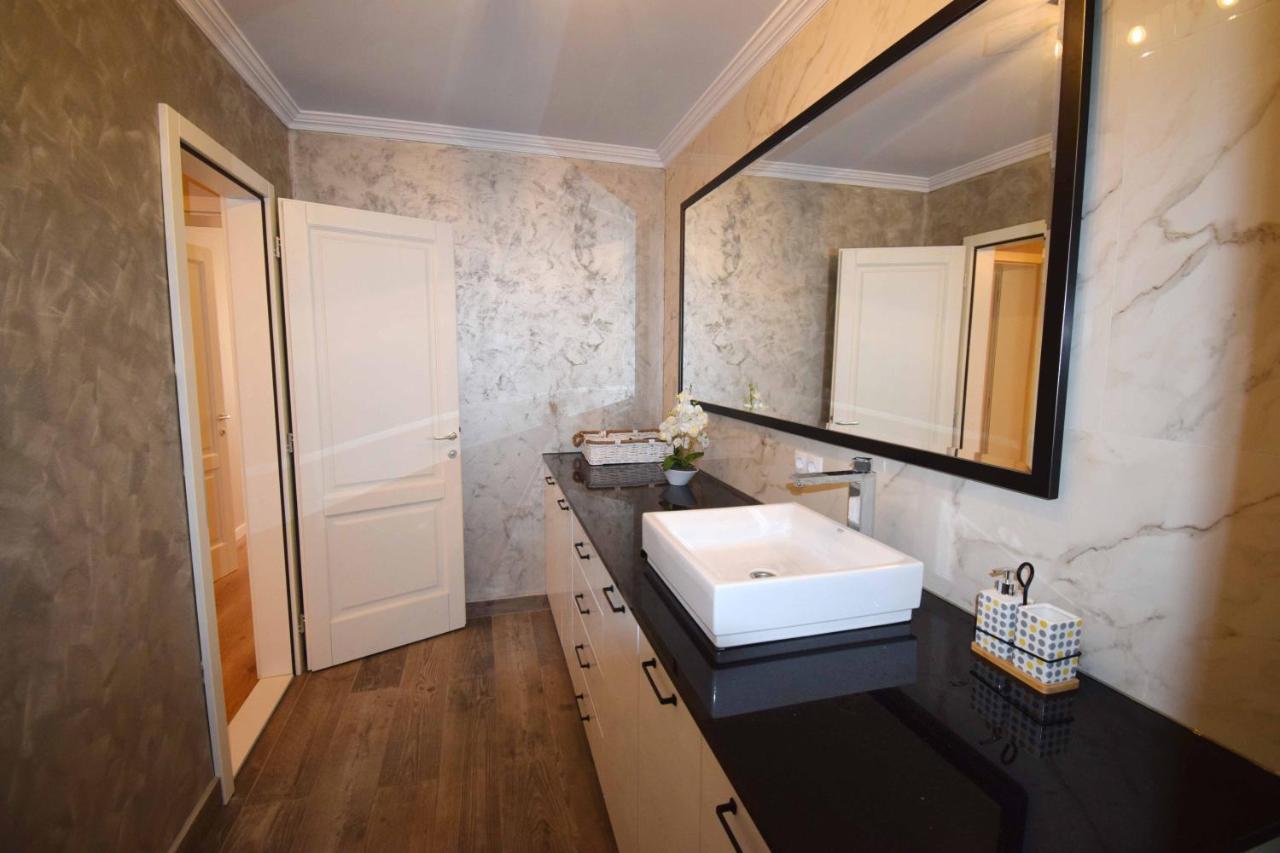 Luxury Apartment Central Târgu-Mureş Esterno foto